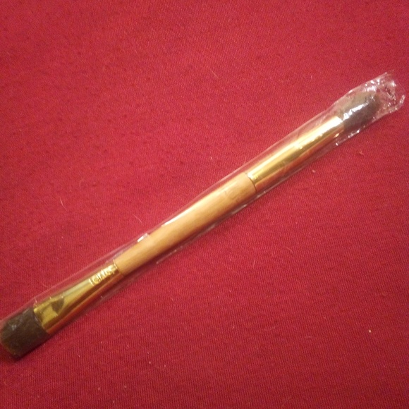 tarte Other - PICK 2 FOR 20 TARTE DOUBLE ENDED MAKEUP BRUSH tarte Other - PICK 2 FOR 20 TARTE DOUBLE ENDED MAKEUP BRUSH